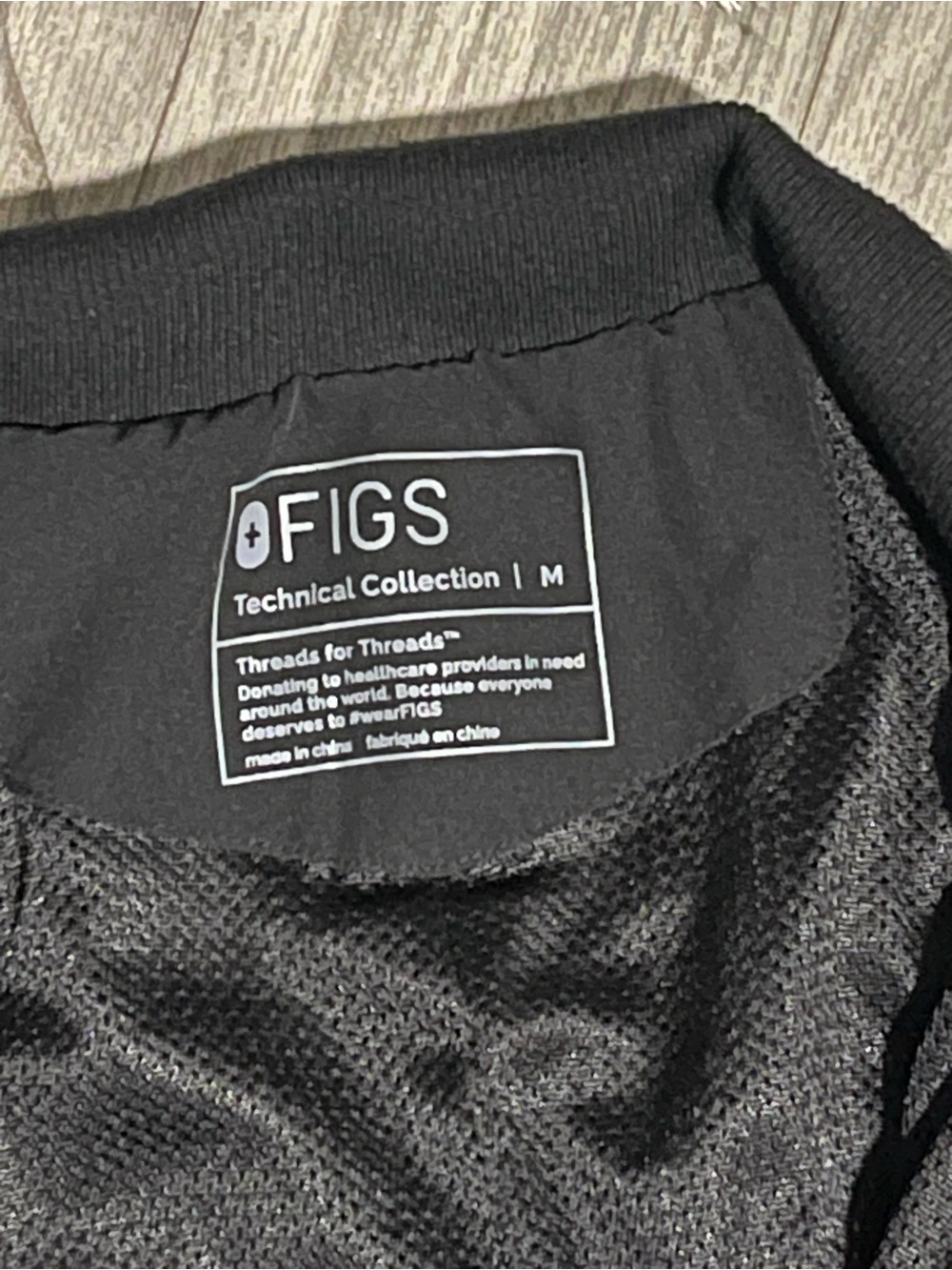 Figs Belleri Scrub Jacket Size Medium Black - Picture 3 of 7